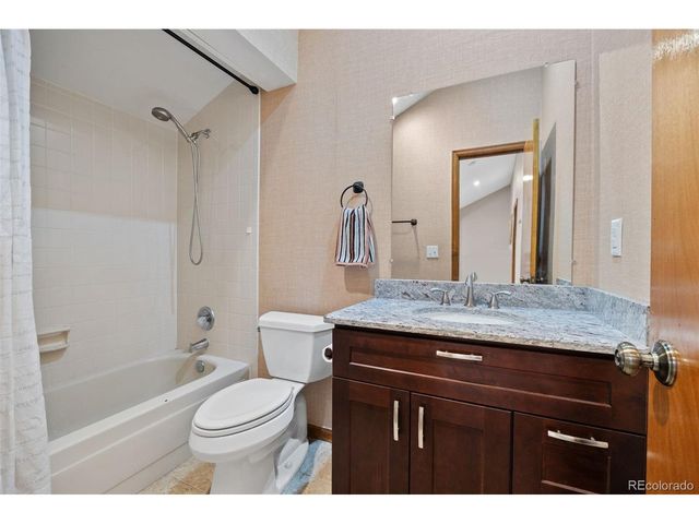7617 S Cove Cir, Centennial, CO 80122