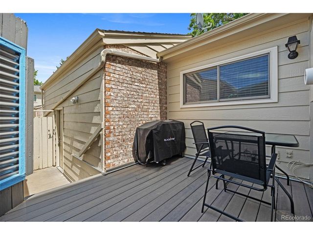7617 S Cove Cir, Centennial, CO 80122