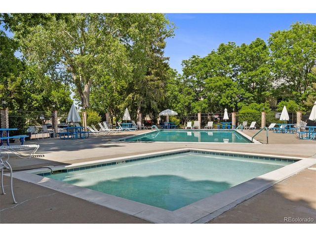 7617 S Cove Cir, Centennial, CO 80122