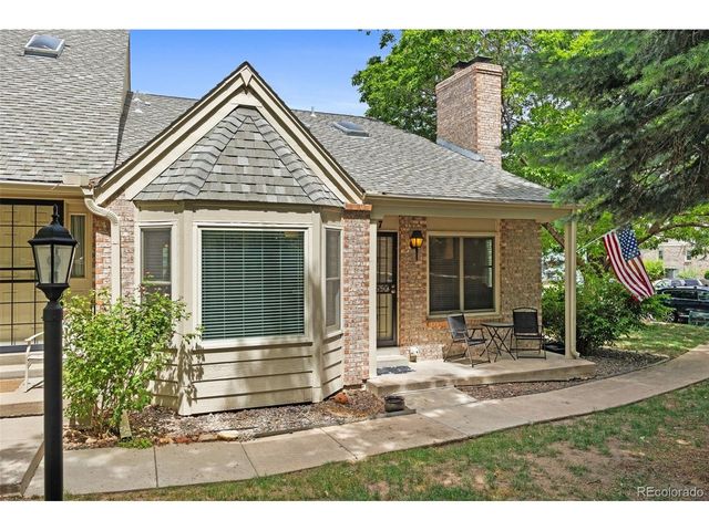 7617 S Cove Cir, Centennial, CO 80122