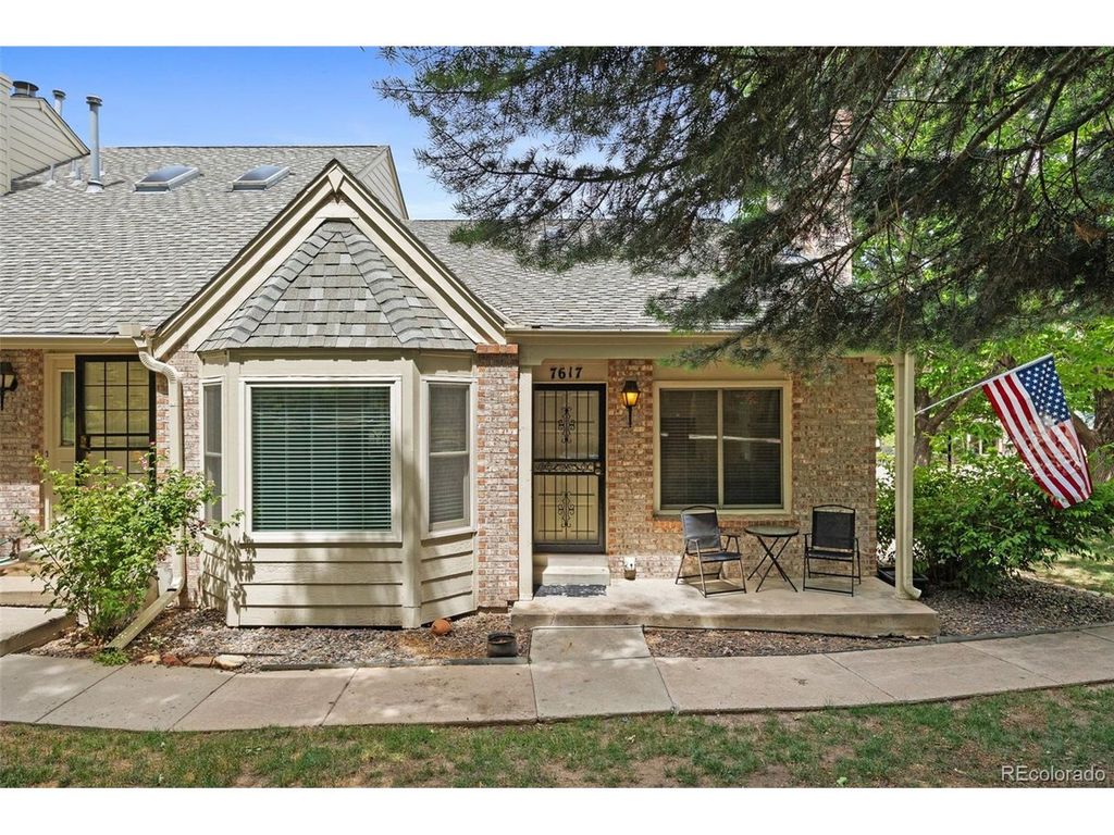 7617 S Cove Cir, Centennial, CO 80122