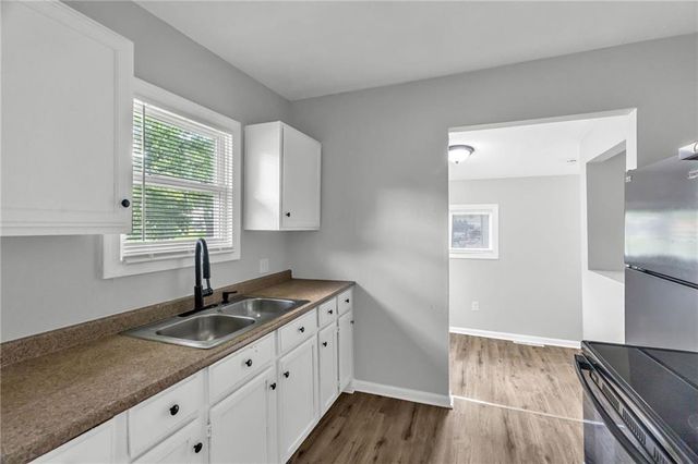 804 N Grand Avenue, Independence, MO 64050