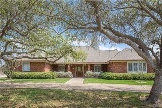 5718 Oso Pkwy, Corpus Christi, TX 78414