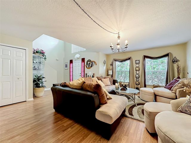 9 BURNE PLACE, Palm Coast, FL 32137