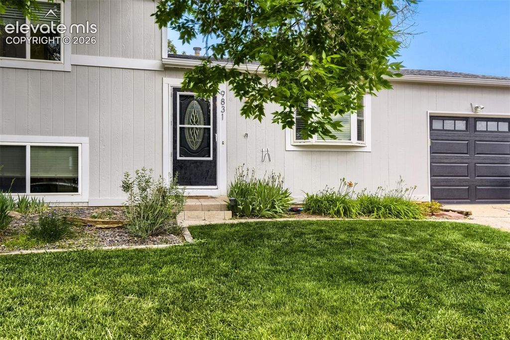 9831 W 105th Avenue, Broomfield, CO 80021 — photo 2