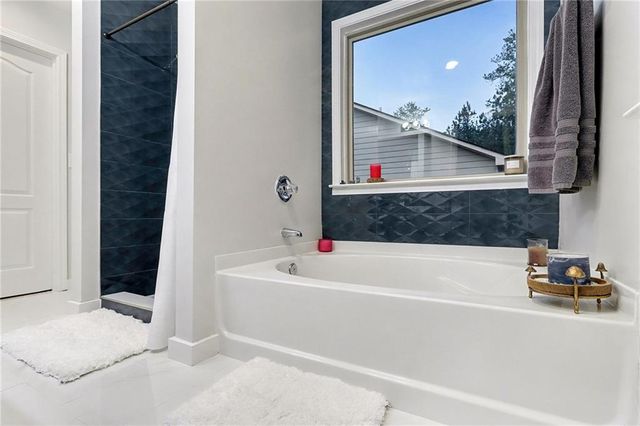 6591 Splitpine Court, Atlanta, GA 30349