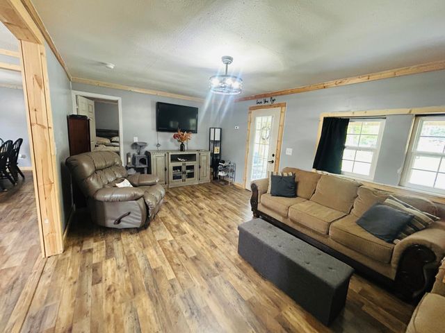 4265 Cumberland Falls Highway, Corbin, KY 40701