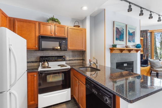 112 High Ridge Road D05, Killington, VT 05751