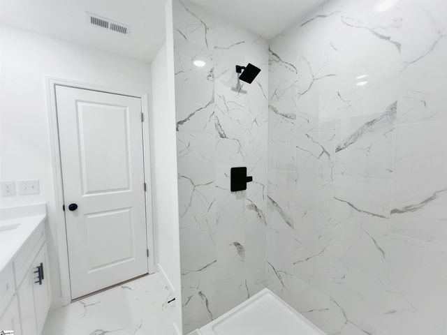 263 Law Street, Woodruff, SC 29388