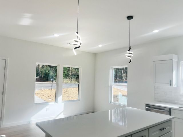 263 Law Street, Woodruff, SC 29388