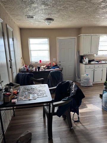 4902 SW H Ave, Lawton, OK 73505