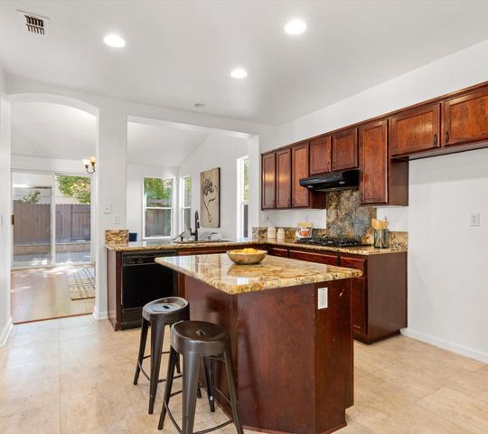 1736 Itasca Ave, Sacramento, CA 95835