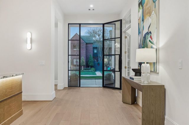 3515 Carnegie Street, West University Place, TX 77005