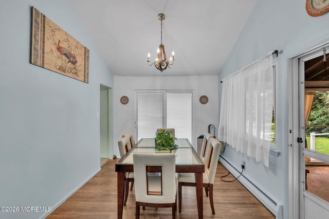 20 Fairfield Drive, Tinton Falls, NJ 07724