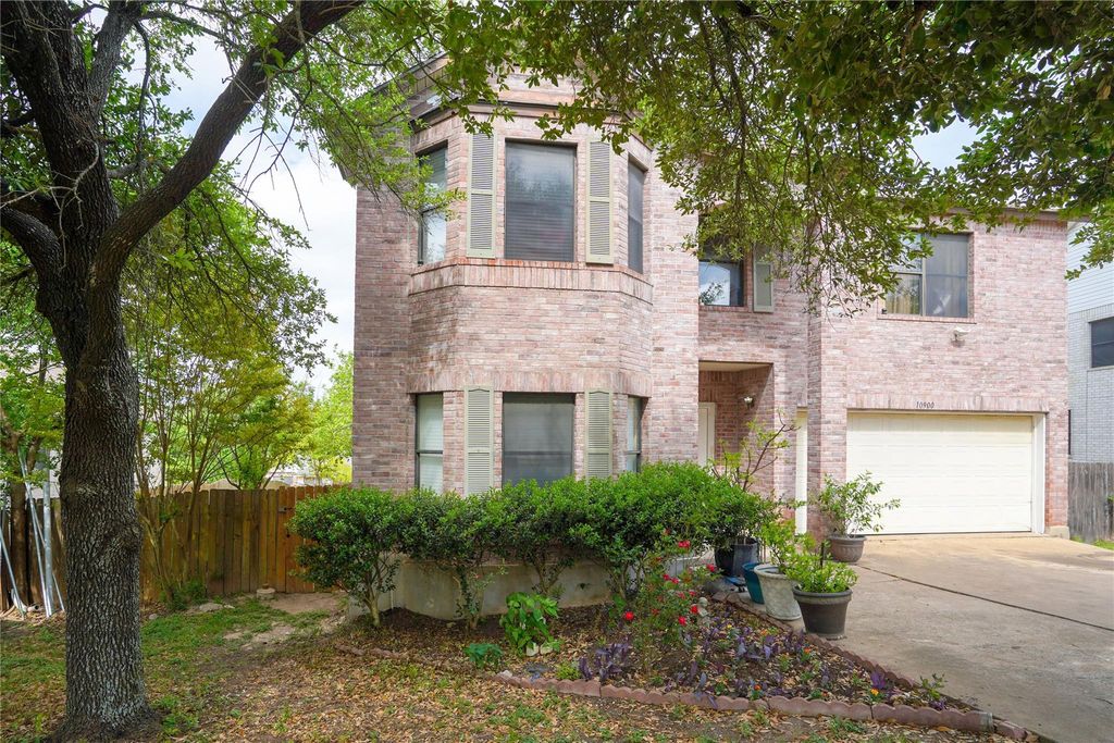 10900 Amblewood WAY, Austin, TX 78753