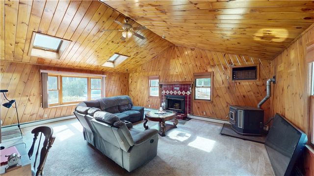 34 Angell Road, Glocester, RI 02814