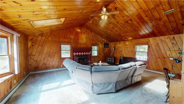 34 Angell Road, Glocester, RI 02814
