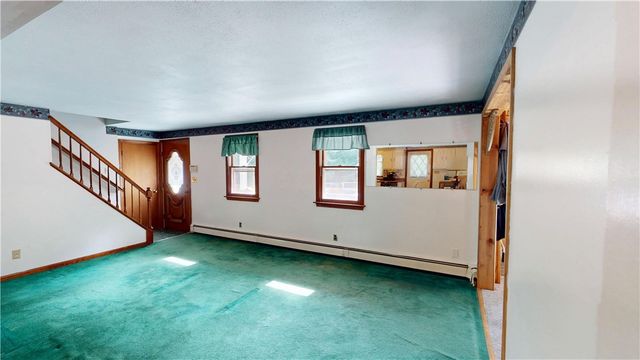 34 Angell Road, Glocester, RI 02814