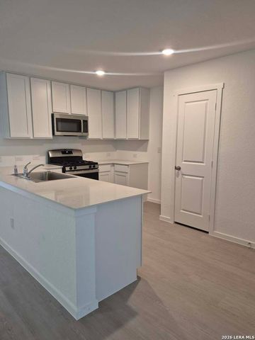 2314 Croaker Creek, San Antonio, TX 78253