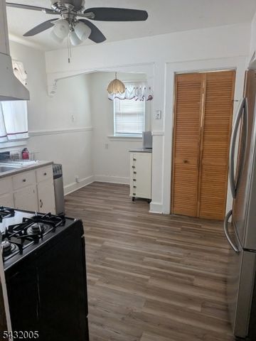 35 Sanford Pl, Newark City, NJ 07106