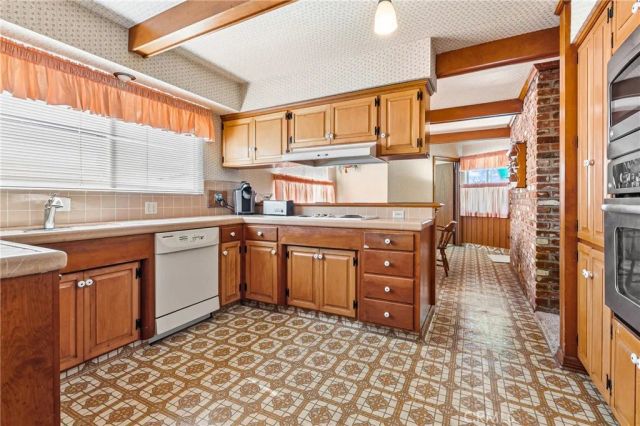 2021 Skylark, San Luis Obispo, CA 93401