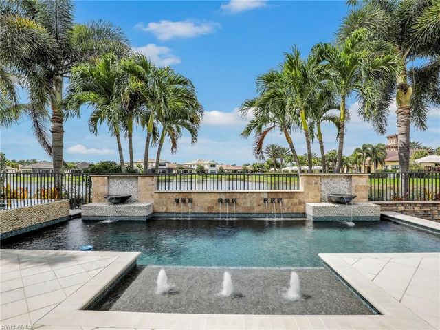 9449 Greenleigh CT, Naples, FL 34120