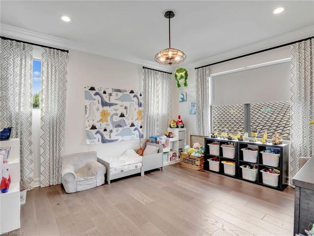 9449 Greenleigh CT, Naples, FL 34120