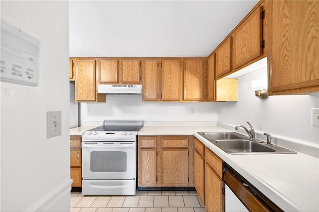 231 COXCOMB HILL 4, Plum Boro, PA 15068