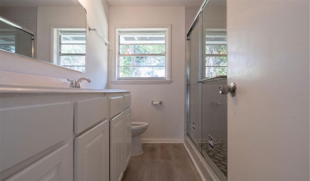 10221 Bretton Drive, Houston, TX 77016