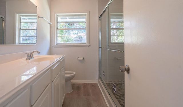 10221 Bretton Drive, Houston, TX 77016