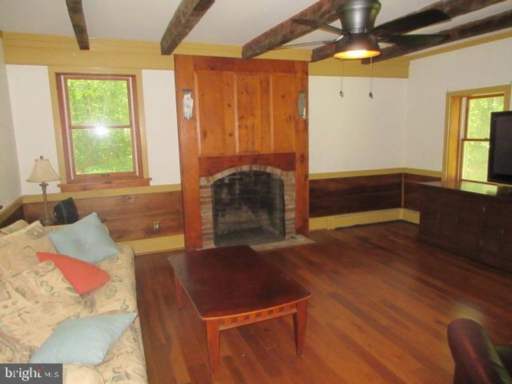 Image 17 of property listing at 236 BLAIR SHORE RD, Elkton, MD 21921