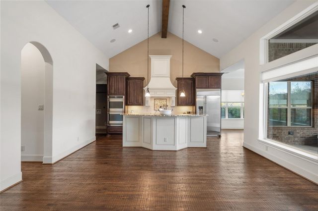 1002 Highclere Holly Court, Conroe, TX 77384