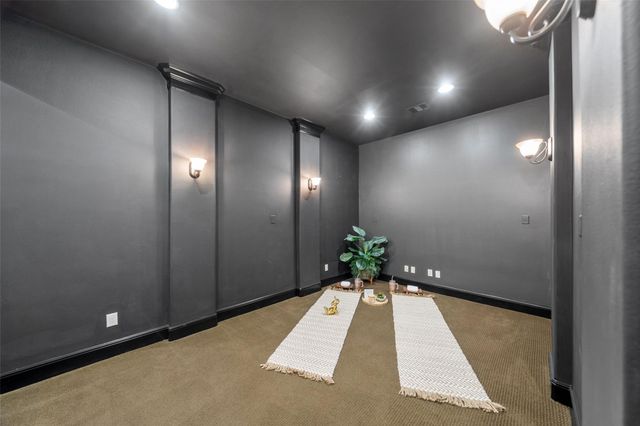 1002 Highclere Holly Court, Conroe, TX 77384