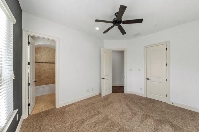 1002 Highclere Holly Court, Conroe, TX 77384