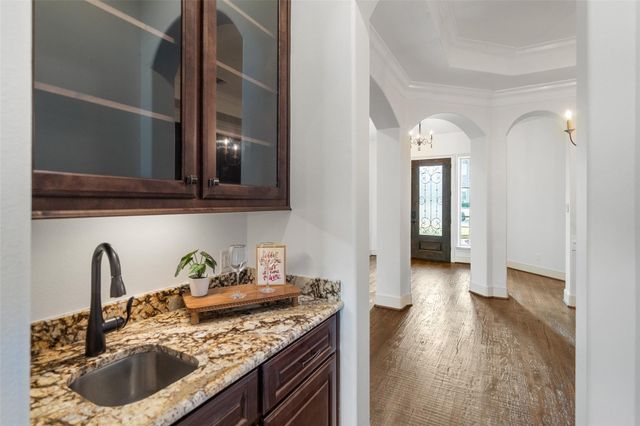 1002 Highclere Holly Court, Conroe, TX 77384