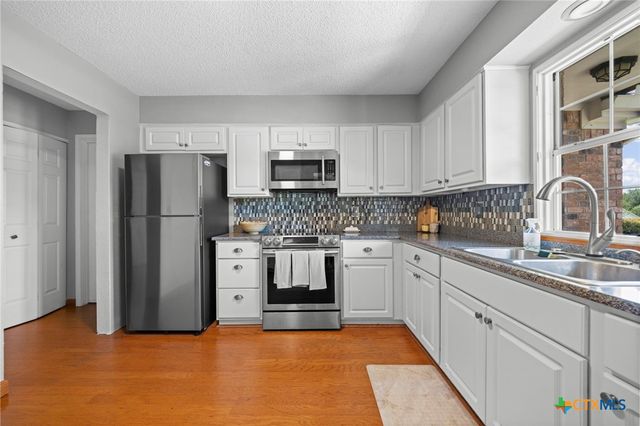3912 Chisholm Trail, Salado, TX 76571