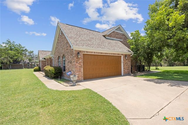 3912 Chisholm Trail, Salado, TX 76571