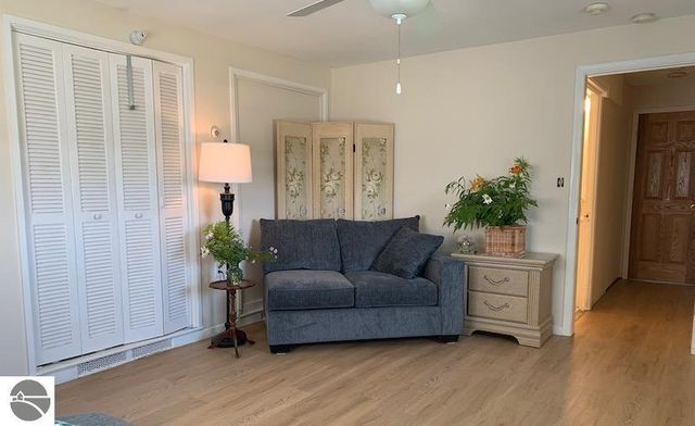 10774 S US-31, Williamsburg, MI 49690