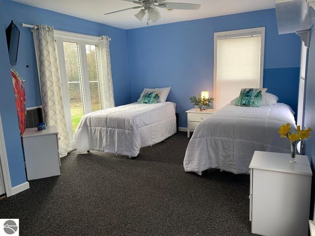 10774 S US-31, Williamsburg, MI 49690