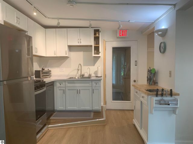 10774 S US-31, Williamsburg, MI 49690