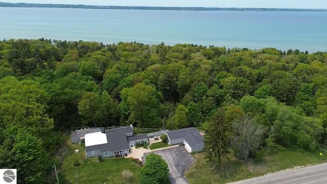 10774 S US-31, Williamsburg, MI 49690