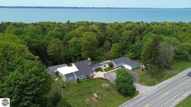 10774 S US-31, Williamsburg, MI 49690