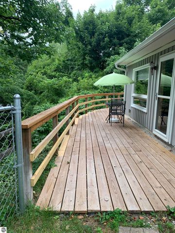 10774 S US-31, Williamsburg, MI 49690