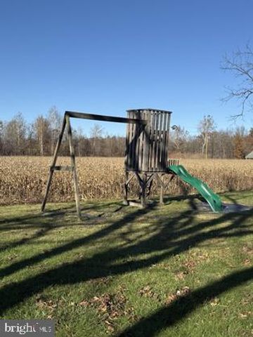 1207 PINE RD, Carlisle, PA 17015