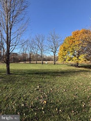 1207 PINE RD, Carlisle, PA 17015