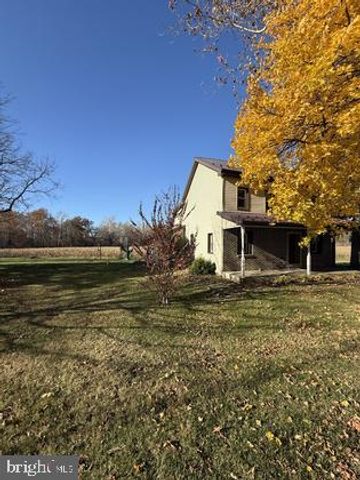 1207 PINE RD, Carlisle, PA 17015