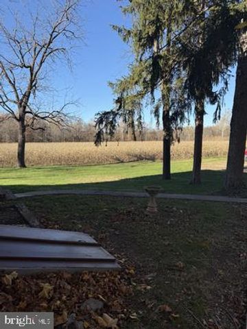 1207 PINE RD, Carlisle, PA 17015