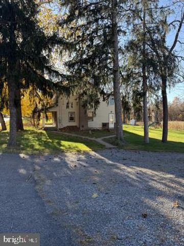 1207 PINE RD, Carlisle, PA 17015