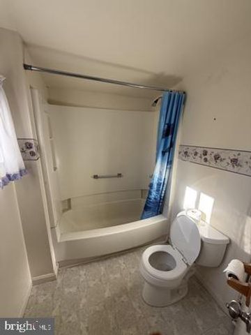 1207 PINE RD, Carlisle, PA 17015