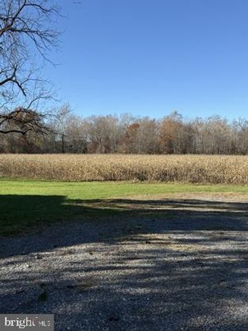 1207 PINE RD, Carlisle, PA 17015